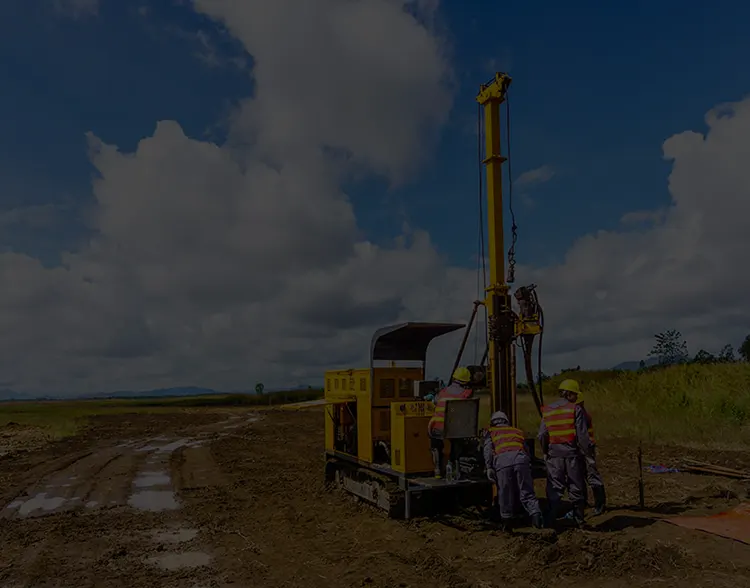 <div style="display:inline-block;text-align:left;font-weight:600;font-size:36px;line-height:1.2;color:#fff;">Geo-technical & <br> Geo-physical Surveys</div>