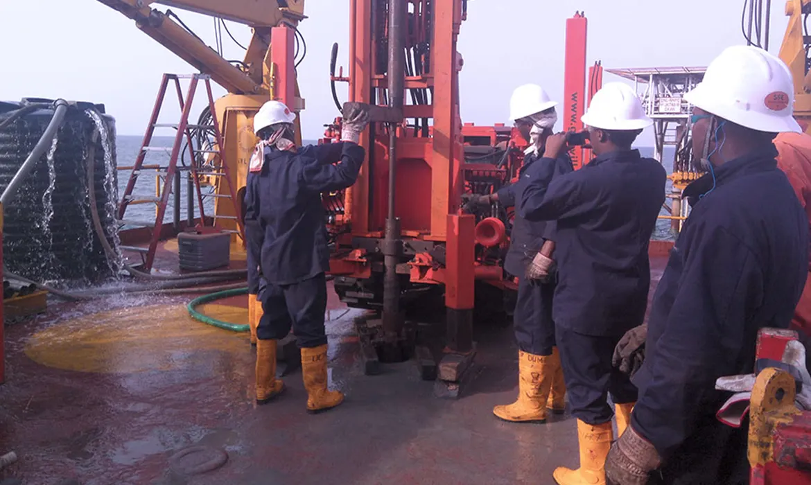 KGSL Drilling Crew - 1